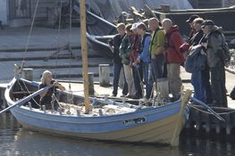 Bådene bliver flittigt brugt, og mange museumsgæster får mulighed for at deltage i turistsejladserne, som afgår dagligt gennem hele sæsonen.