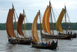 Helge Ask, Havhingsten, Ottar, Kraka Fyr og Roar Ege sejler på Roskilde Fjord