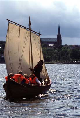 I maj, juni og september sejles med turister på helligdage og i weekends. I juli og august sejles hver dag. Foto Werner Karrasch