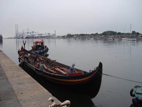 The Sea Stallion being towed through Dublin Port. Photo: Preben Rather Sørensen