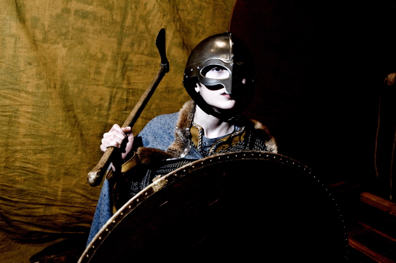 Få indblik i, hvad vi i dag ved om vikingetidens krigere, Hvordan så de ud på slagmarken og hvilket udstyr havde de med, når de drog ud på togter?