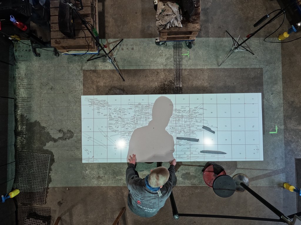 3D printede skibsdele fra middelalderskibet 'Svælget 2' bliver samlet i Marinarkæologernes Værksted på museumsøen. Copyright: Vikingeskibsmuseet i Roskilde.
