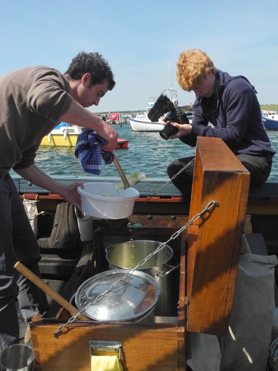 Fiskesuppe til besætningen a la River Cottage