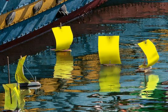 Vikingeskibsmuseets ’Byg Båd’-værksted har fået Tour de France feber. Kom og gør bådebyggerne kunsten efter og byg din egen båd med et flot gult sejl.