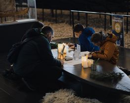 Lad kreativiteten flyde ved aktivitetsbordet