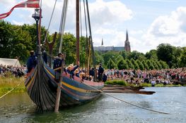 Vikingeskibet Havhingstens fra Glendalough kommer hjem til Vikingeskibsmuseet efter en lang forsøgsrejse over Nordatlanten fra Dublin i 2008