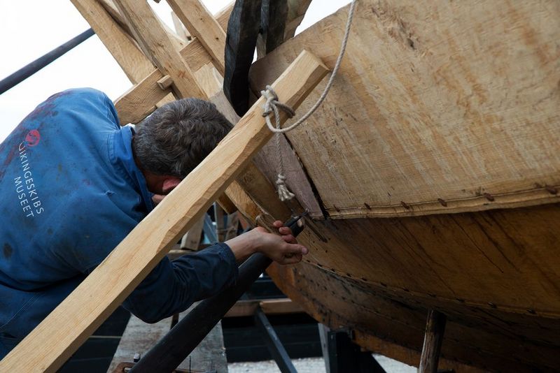 Iron in the Viking ships rivets and roves Vikingeskibsmuseet i Roskilde