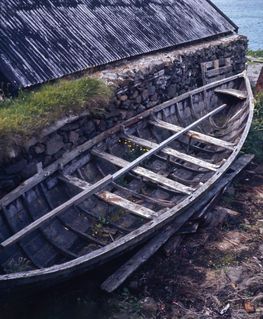 Morten Gøthche tog adskillelige fotografier af de traditionelle både. Her er det båden Rubekkur fotograferet i 1975.
