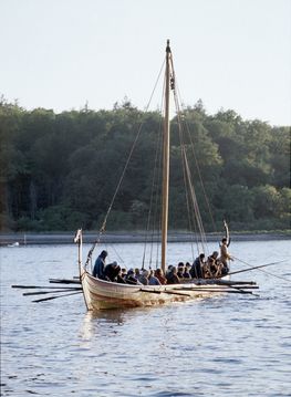 Endnu en filmoptagelse med DR. Her i Nattergalevigen i Roskilde Fjord. 1999. Foto: Werner Karrasch
