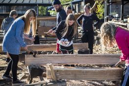Book et af skoletjenestens undervisningsforløb på Vikingeskibsmuseet. Copyright Vikingeskibsmuseet i Roskilde