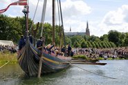 Havhingsten fra Glendalough sejler til Dublin fra Roskilde. Copyright: Vikingeskibsmuseet i Roskilde