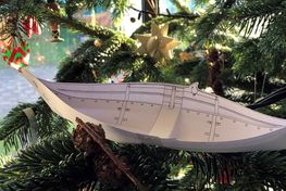 Klips dit eget vikingeskib i papir er en af juleaktiviteterne i år på Vikingeskibsmuseet