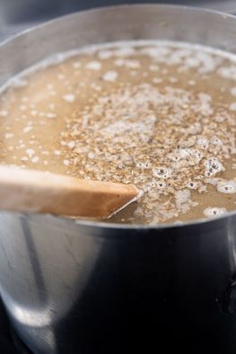 Den nye brown ale er brygget hos Musicon Mikrobryggeri i Roskilde.