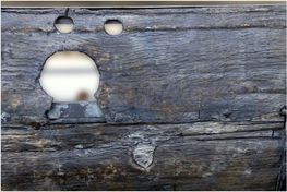 Det lille krigsskib fra vikingetiden Skuldelev 5 er det eneste skib i museet, der har indgraveret et mønster. Copyright Vikingeskibsmuseet i Roskilde. 