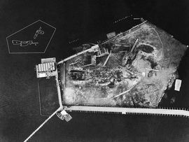 Skuldelev 5. Air photo of the excavation site in Roskilde Fjord.