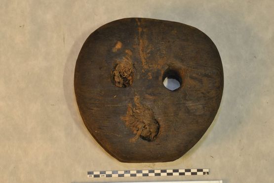 Midt i vraget blev denne storejomfru fundet. Foto: Morten Johansen, Vikingeskibsmuseet.