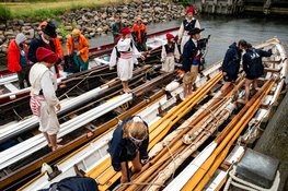 Deltagerne gør sig klar til Captains Gig, en af de første konkurrencer i den internationale konkurrence Atlantic Challenge.