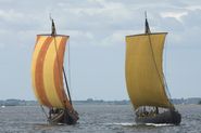 Havhingsten sejler ud lørdag og søndag i St. Bededagsweekenden. Handelsskibet Ottar sejler også søndag.