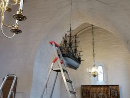 Overdragelsen af kirkeskibet Store Christianus Quintus fra Skt. Jørgensbjerg Kirke i Roskilde til Vikingeskibsmuseet fandt sted 7. januar 2021.