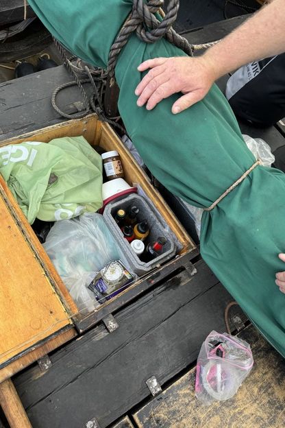 Food is packed tightly under the dorks on Skjoldungen
