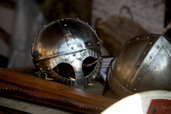I efterårsferien kan du opleve fortællingen om slaget ved Niså på Vikingeskibsmuseet. I efterårsferien kan du opleve fortællingen om slaget ved Niså på Vikingeskibsmuseet.
