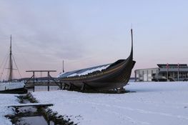 Der er masser af spændende oplevelser og aktiviteter for hele familien på Vikingeskibsmuseet i vinterferien.