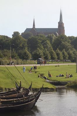 Det er vigtigt, at landskabet omkring det nye vikingeskibsmuseum kommer til at sikre både mod stigende vandstand fra fjorden og øget nedbør fra land. 