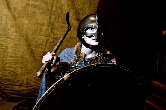 Få indblik i, hvad vi i dag ved om vikingetidens krigere, Hvordan så de ud på slagmarken og hvilket udstyr havde de med, når de drog ud på togter?