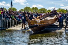 Søsætning af 'Estrid Byrding' i foråret 2022, hvor det også blev fejret, at de nordiske klinkbådstraditioner er blevet anerkendt af UNESCO, som umistelig kulturarv.