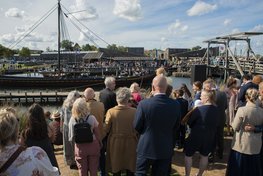 Over 500 gæster deltog i festlighederne, som begyndte allerede kl. 10 med gratis aktiviteter på Strandengen. Arrangementet var en del af Golden Days Festival, der i år har temaet Kærlighed – en festival om det største af alt.